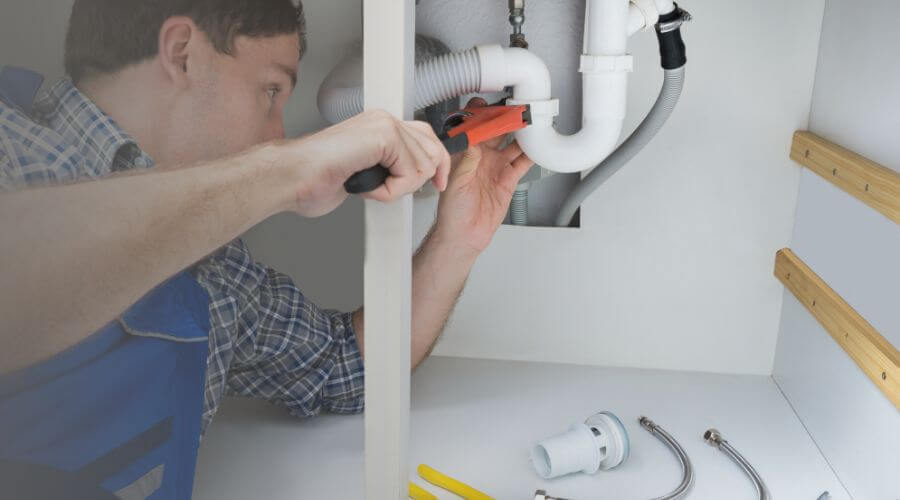 Local annual plumbing maintenance in Midland, IN